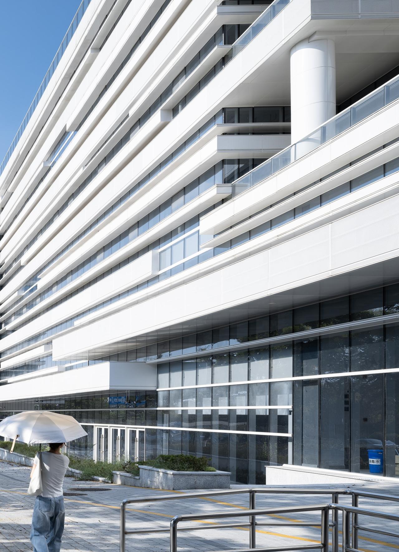 BIM建筑|自然的过客:杭州汽车西站公交枢纽站 / 浙江大学建筑设计研究院 BIM建筑|自然的过客:杭州汽车西站公交枢纽站 / 浙江大学建筑设计研究院