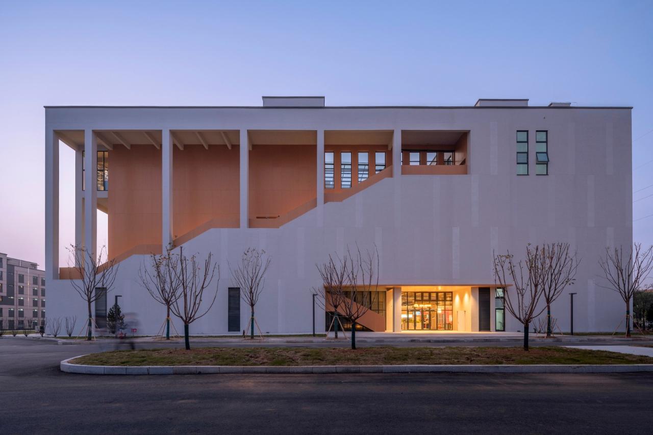 BIM建筑|烟台城市科技职业学院二期 / 超城建筑 BIM建筑|烟台城市科技职业学院二期 / 超城建筑