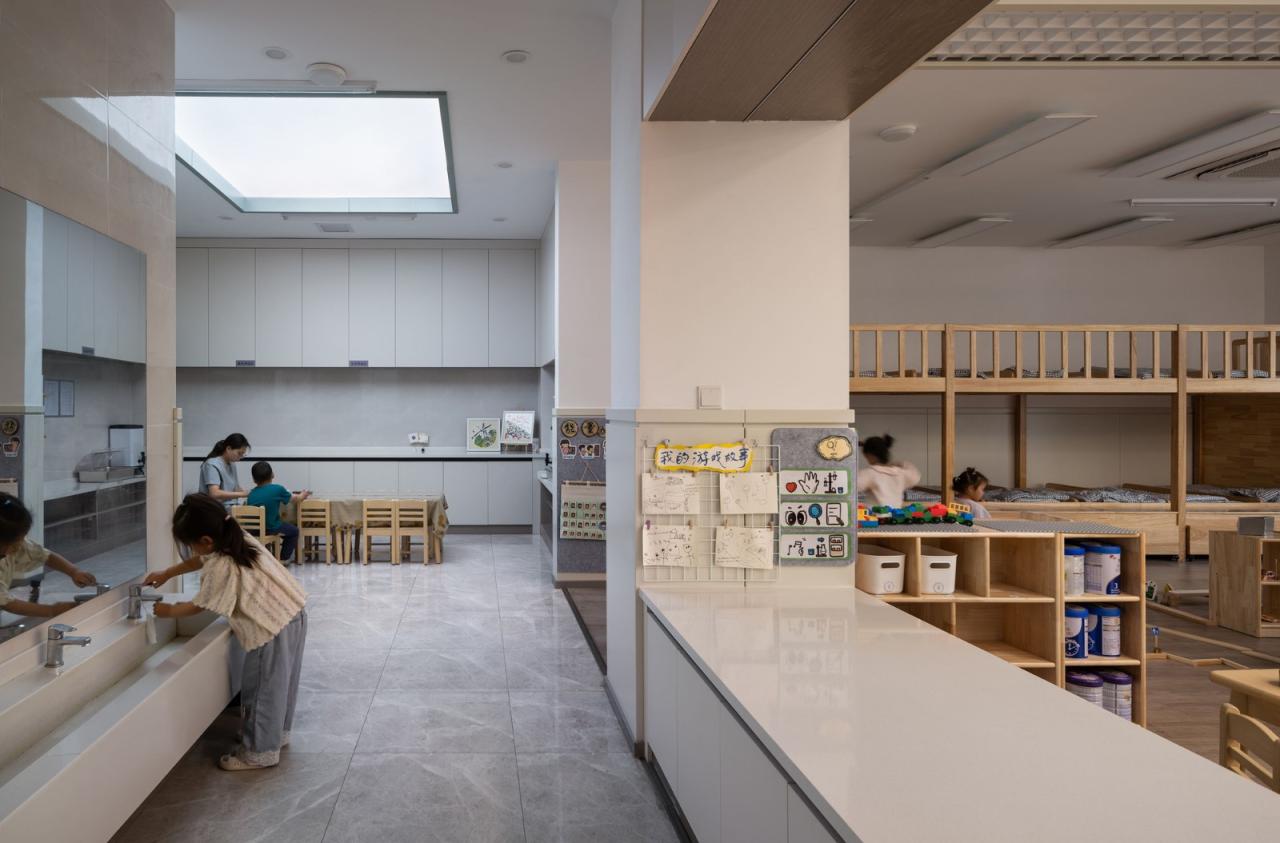 BIM建筑|靖江滨江新城长阳邻里中心 / 南大建筑钟华颖工作室 BIM建筑|靖江滨江新城长阳邻里中心 / 南大建筑钟华颖工作室