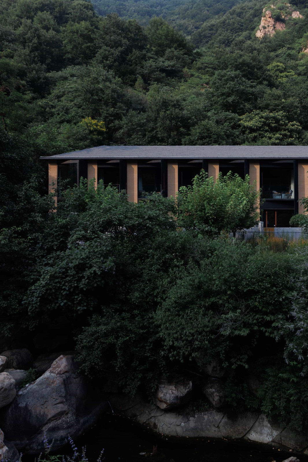 BIM建筑|水雲乡 / 莘野佚筑设计工作室 BIM建筑|水雲乡 / 莘野佚筑设计工作室