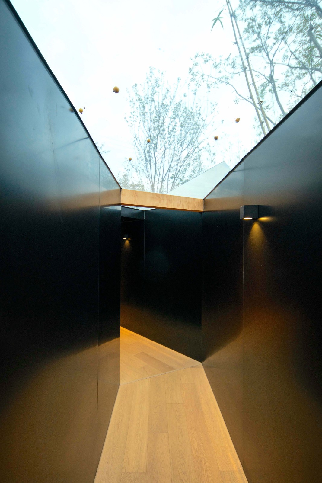 BIM建筑|迷宫之家 / 先进建筑实验室 AaL + 个个世界 Wiki World BIM建筑|迷宫之家 / 先进建筑实验室 AaL + 个个世界 Wiki World