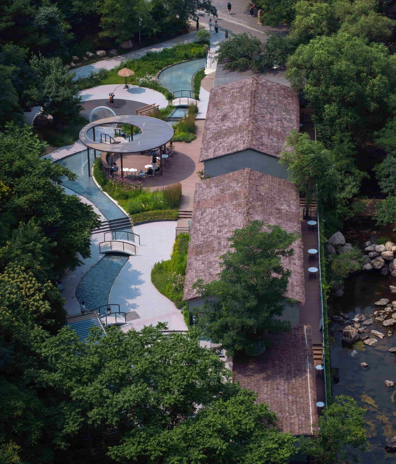 BIM建筑|水雲乡 / 莘野佚筑设计工作室 BIM建筑|水雲乡 / 莘野佚筑设计工作室