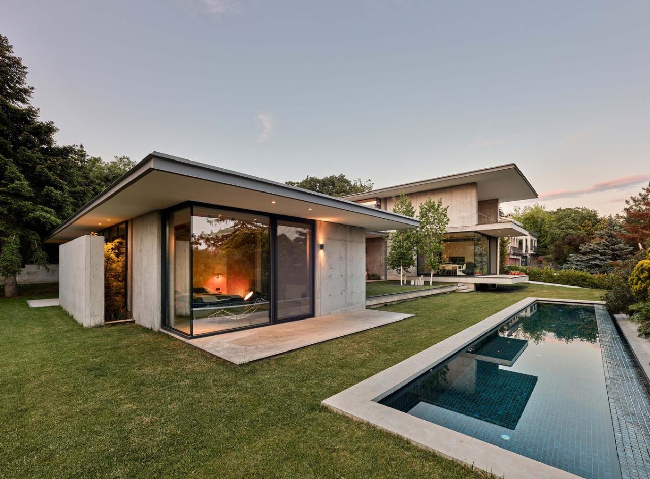 森林流经的房子混凝土和玻璃相结合度假别墅设计 森林流经的房子混凝土和玻璃相结合度假别墅设计