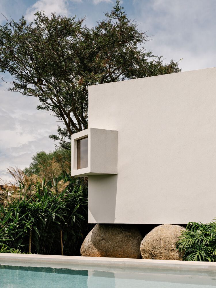 借地势嵌入地下打造庭院核心自然延伸的度假屋设计 借地势嵌入地下打造庭院核心自然延伸的度假屋设计