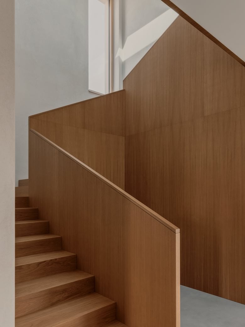 白桦林花园中的节能美学细节之处见匠心的度假屋设计 白桦林花园中的节能美学细节之处见匠心的度假屋设计