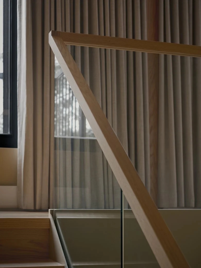 在树梢间谱建筑与自然的和谐乐章亲生物细节度假屋设计 在树梢间谱建筑与自然的和谐乐章亲生物细节度假屋设计