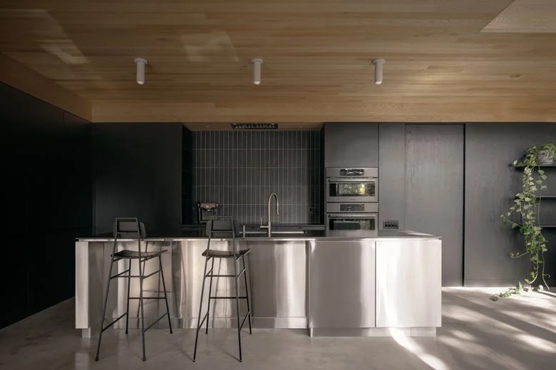 在树梢间谱建筑与自然的和谐乐章亲生物细节度假屋设计 在树梢间谱建筑与自然的和谐乐章亲生物细节度假屋设计