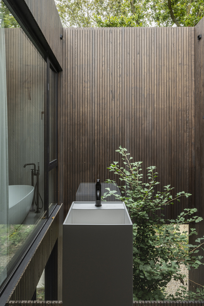 邂逅荷兰海岸隐匿别墅:一场自然、建筑与艺术的盛宴设计 邂逅荷兰海岸隐匿别墅:一场自然、建筑与艺术的盛宴设计